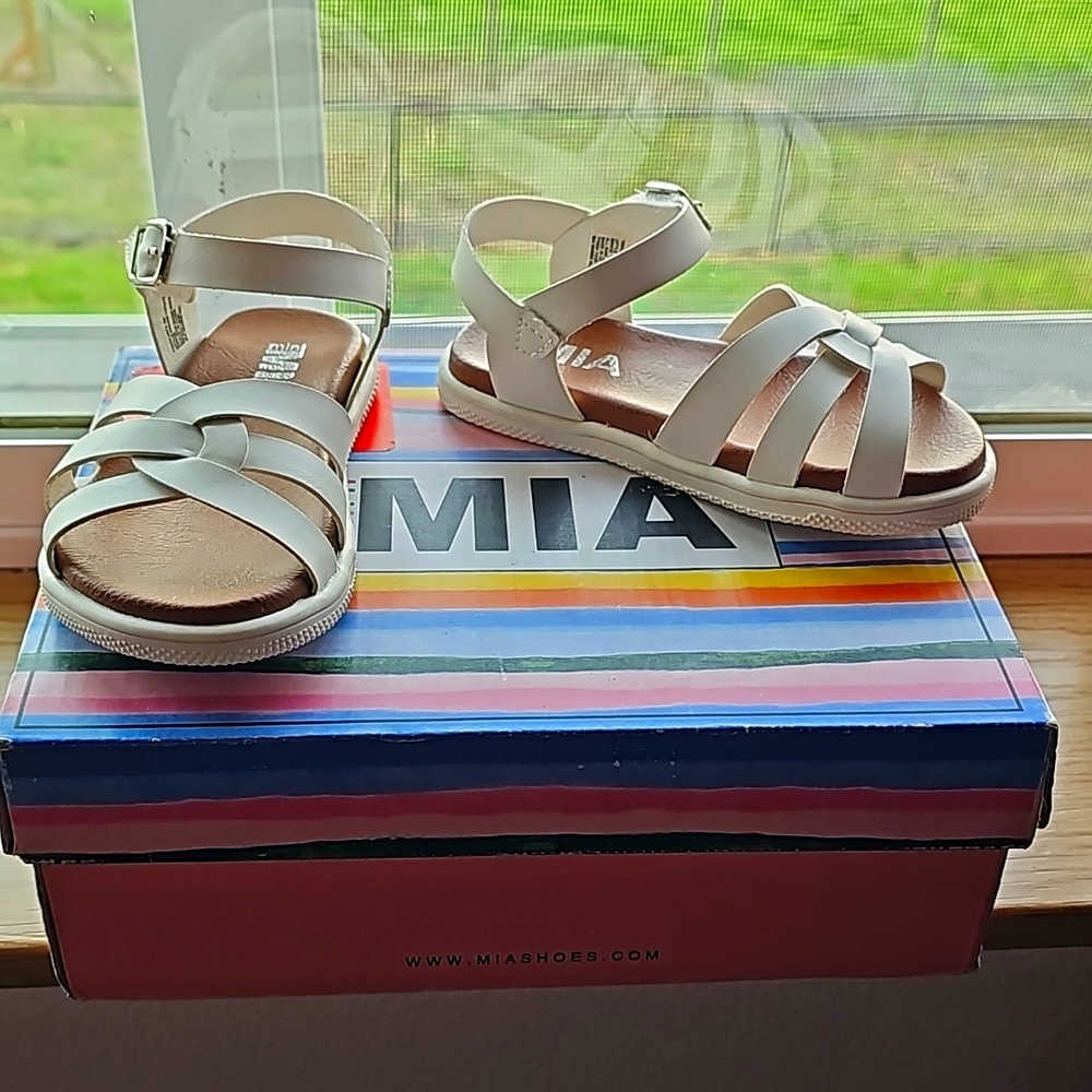Mini Mia Saltwater Sandel Girls 8